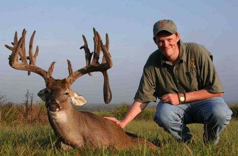 Big South Texas Buck Harvested on Las Raices Ranch