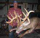 Bowhunter bags a big Illinois monster buck
