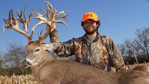 Stephen Tucker with Sumner County 47 Point Buck